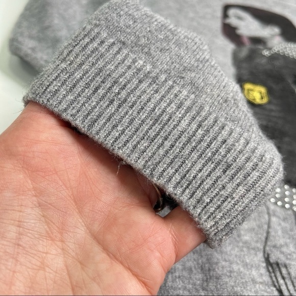 GABBY ISABELLA Lady Patchwork Jewelled Appliqué Grey Graphic Crewneck Sweater - Picture 7 of 17